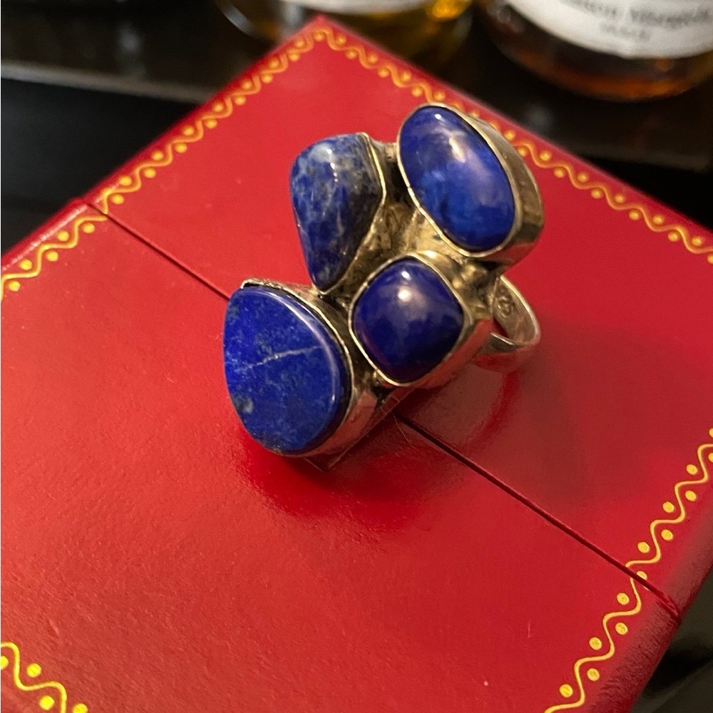 Sterling lapis lazuli ring